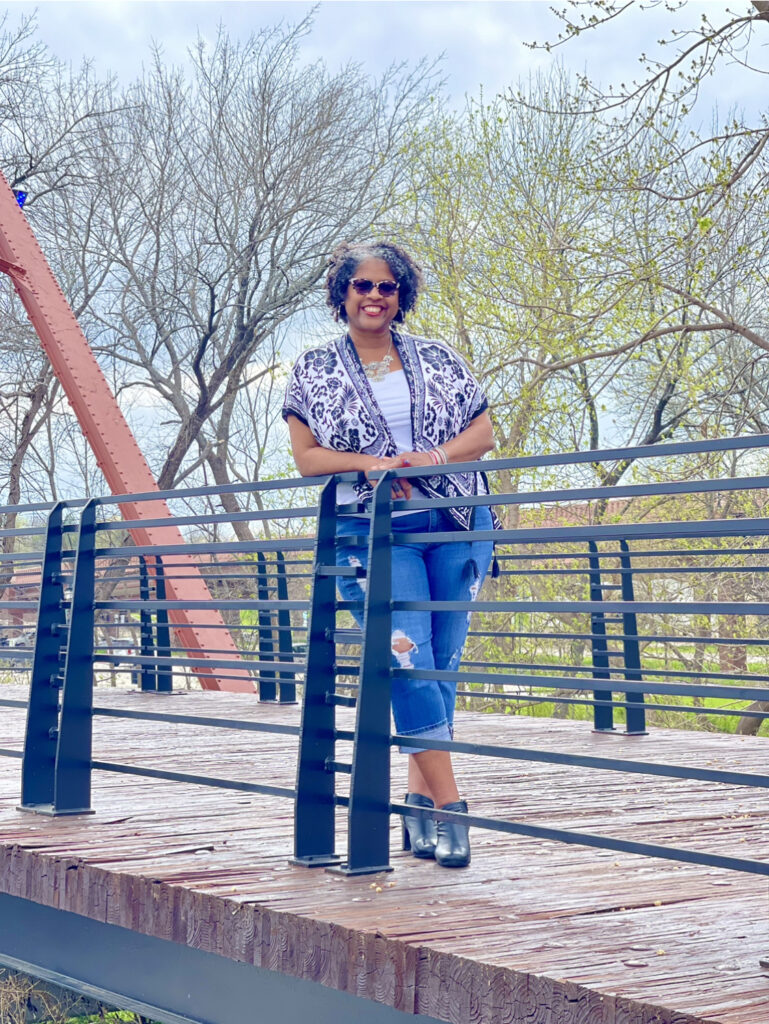 Melanie on bridge image